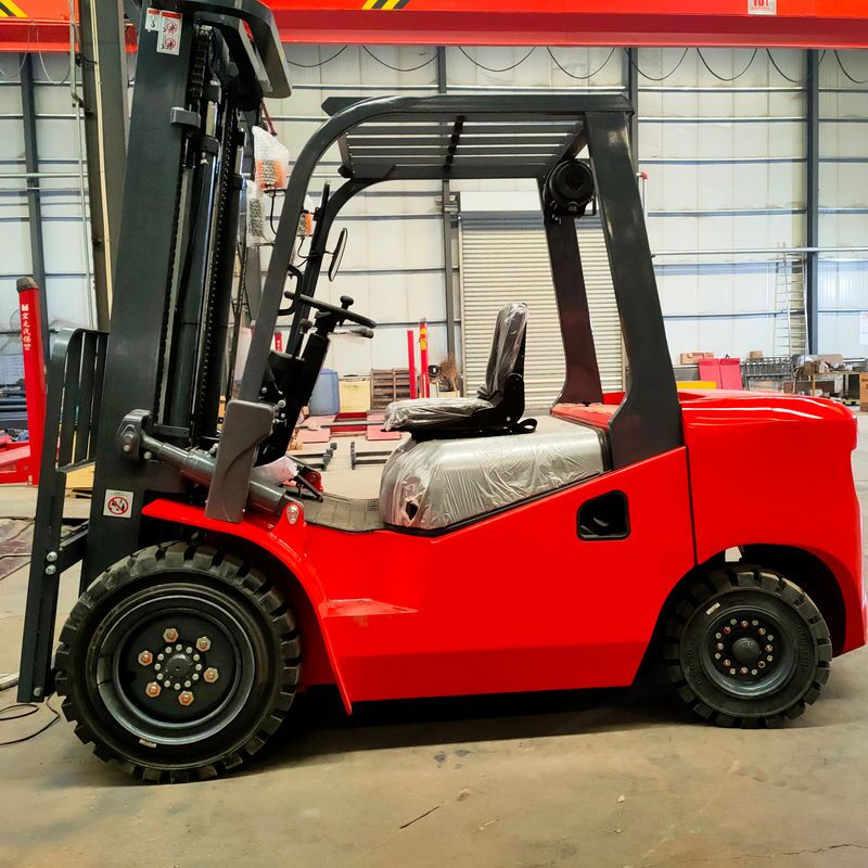 2.5-5 Ton Diesel Forklift 3 Stage Mast Hydraulic Lifter