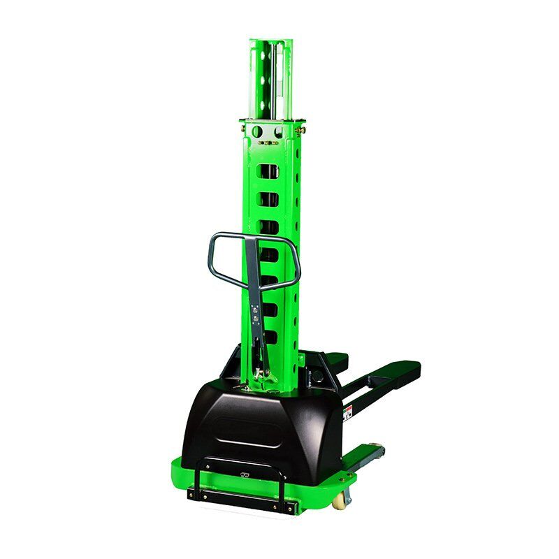 1t–1.5t Self Loading Forklift Working in Warehouse Van